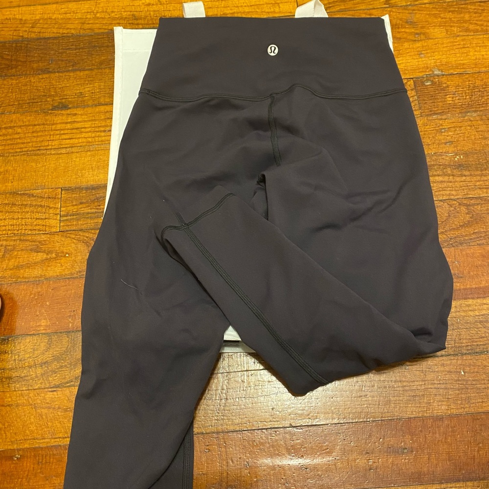 Lululemon Wunder Trains 7/8 length